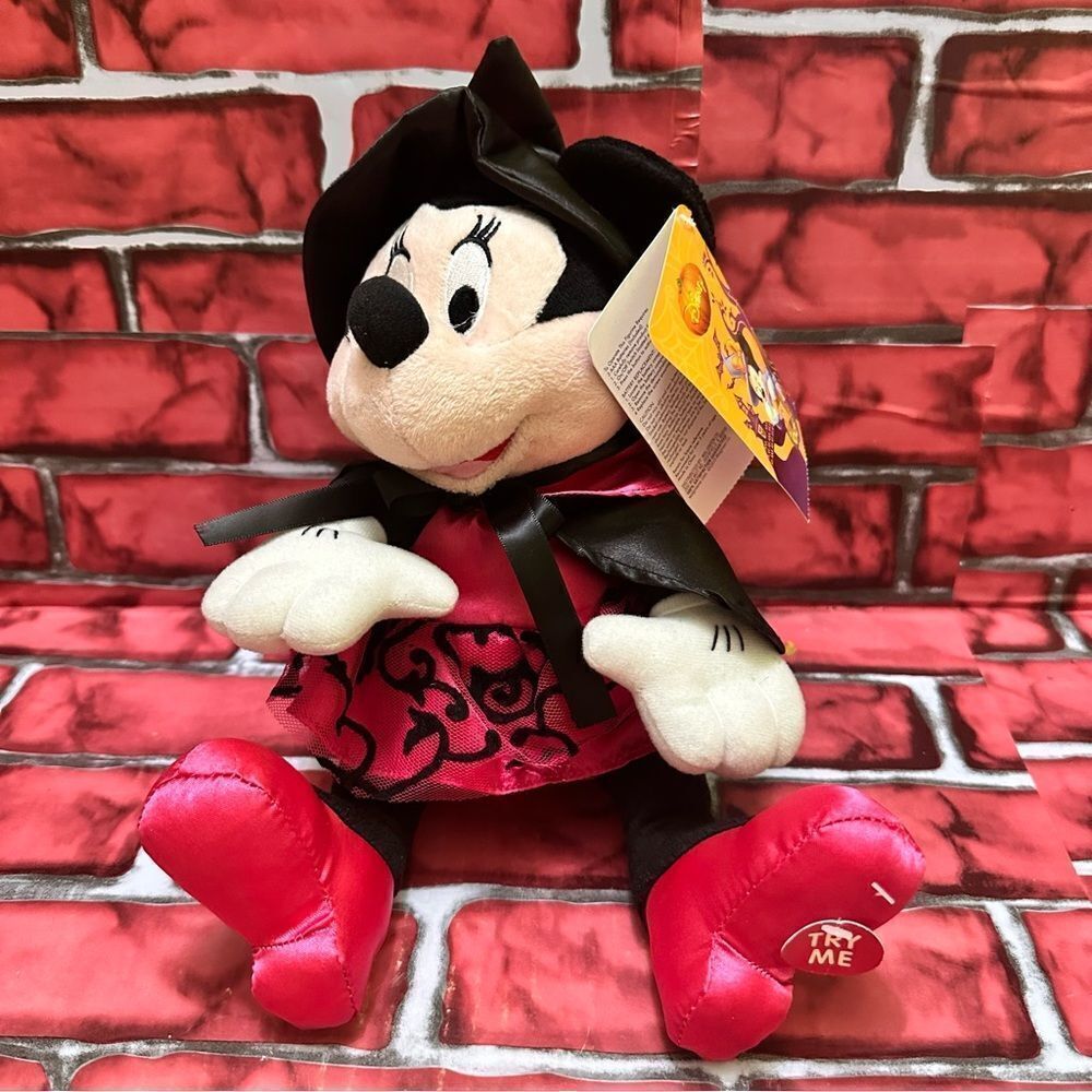 Disney Minnie Mouse Halloween witch interactive toy